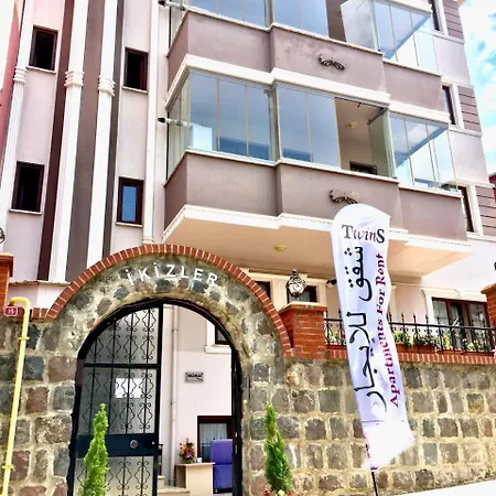 Apartmanhotel The Twins Apartmens *